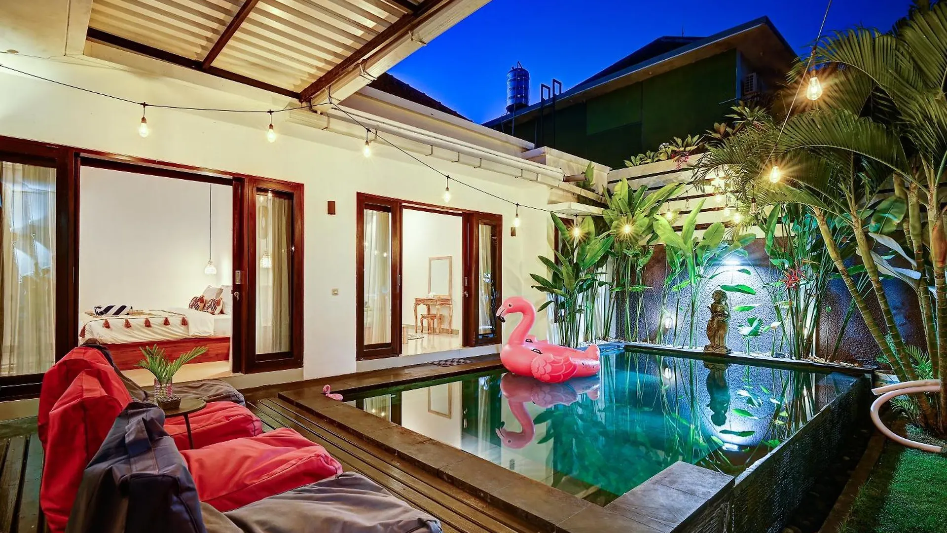 Villa O'Anne 塞米亚克 印尼